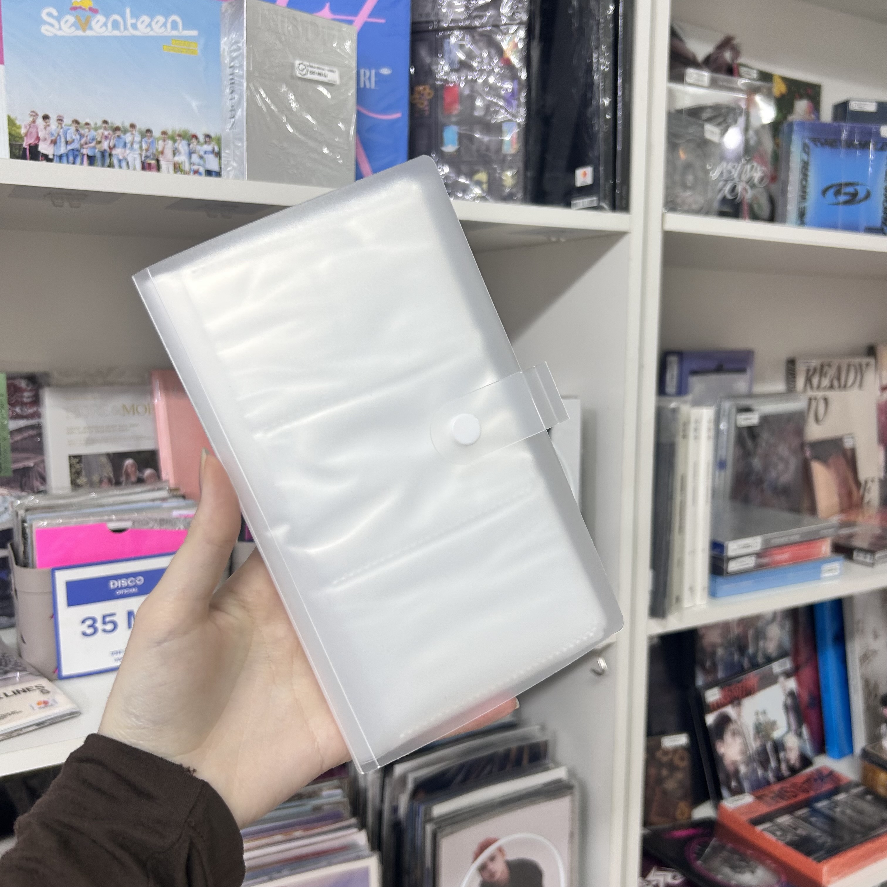 BINDER